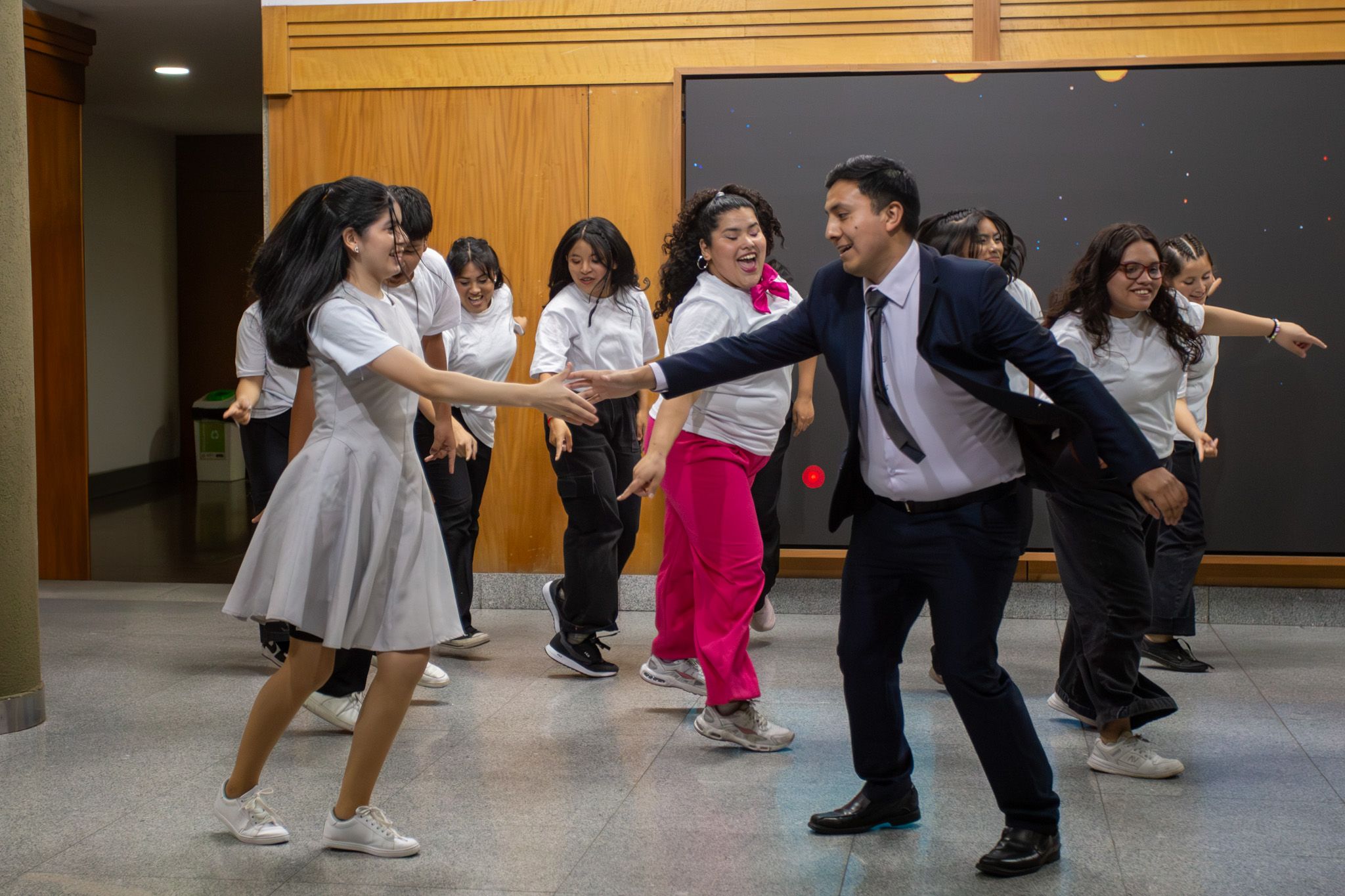 noches-templos-iurd19