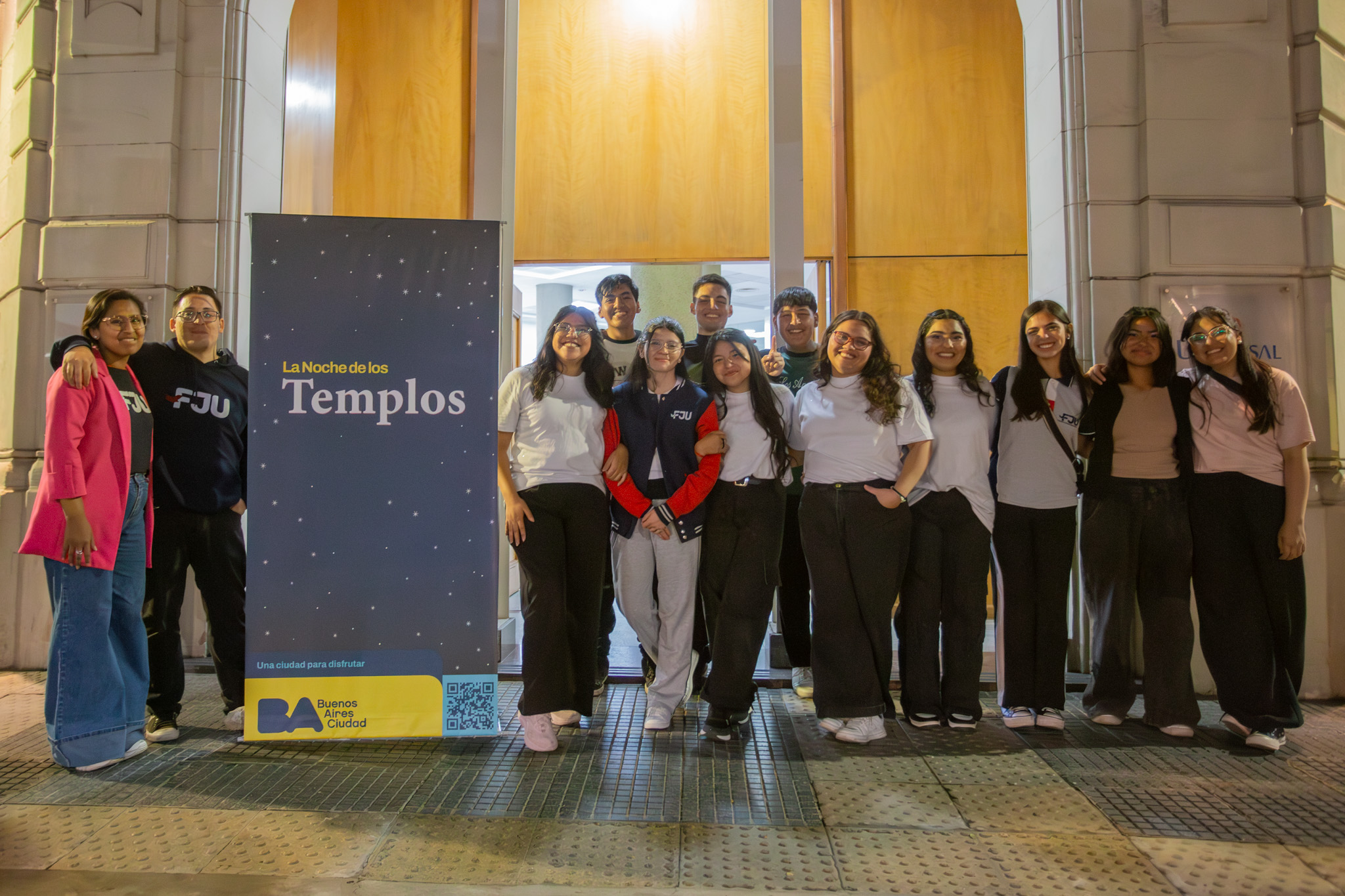 noches-templos-iurd3