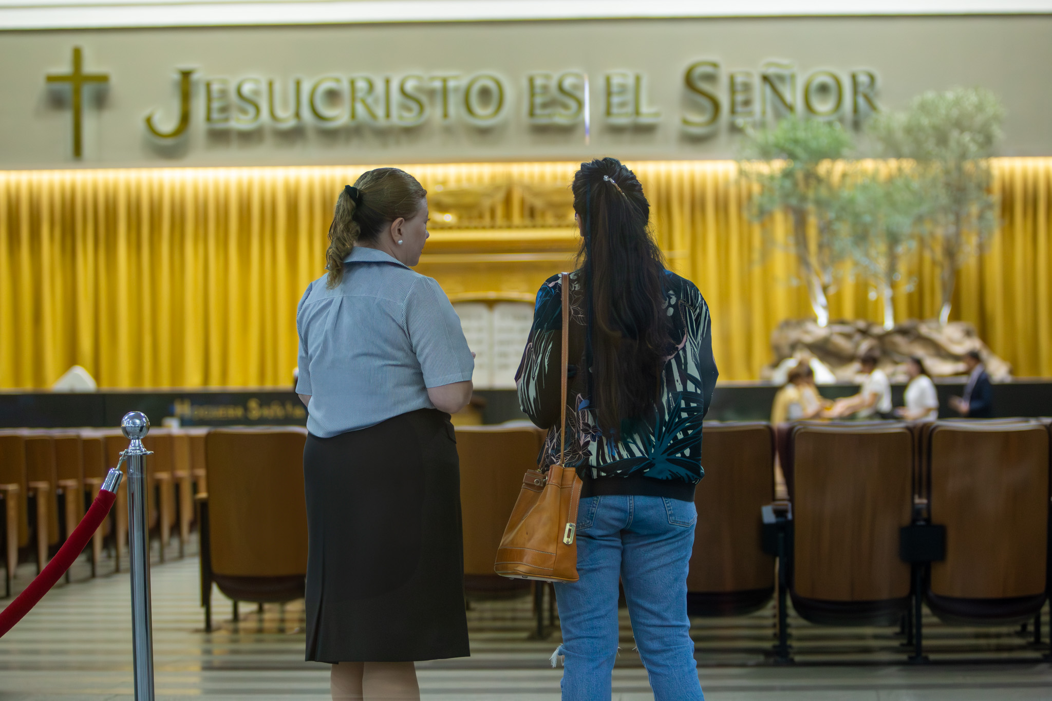 noches-templos-iurd6